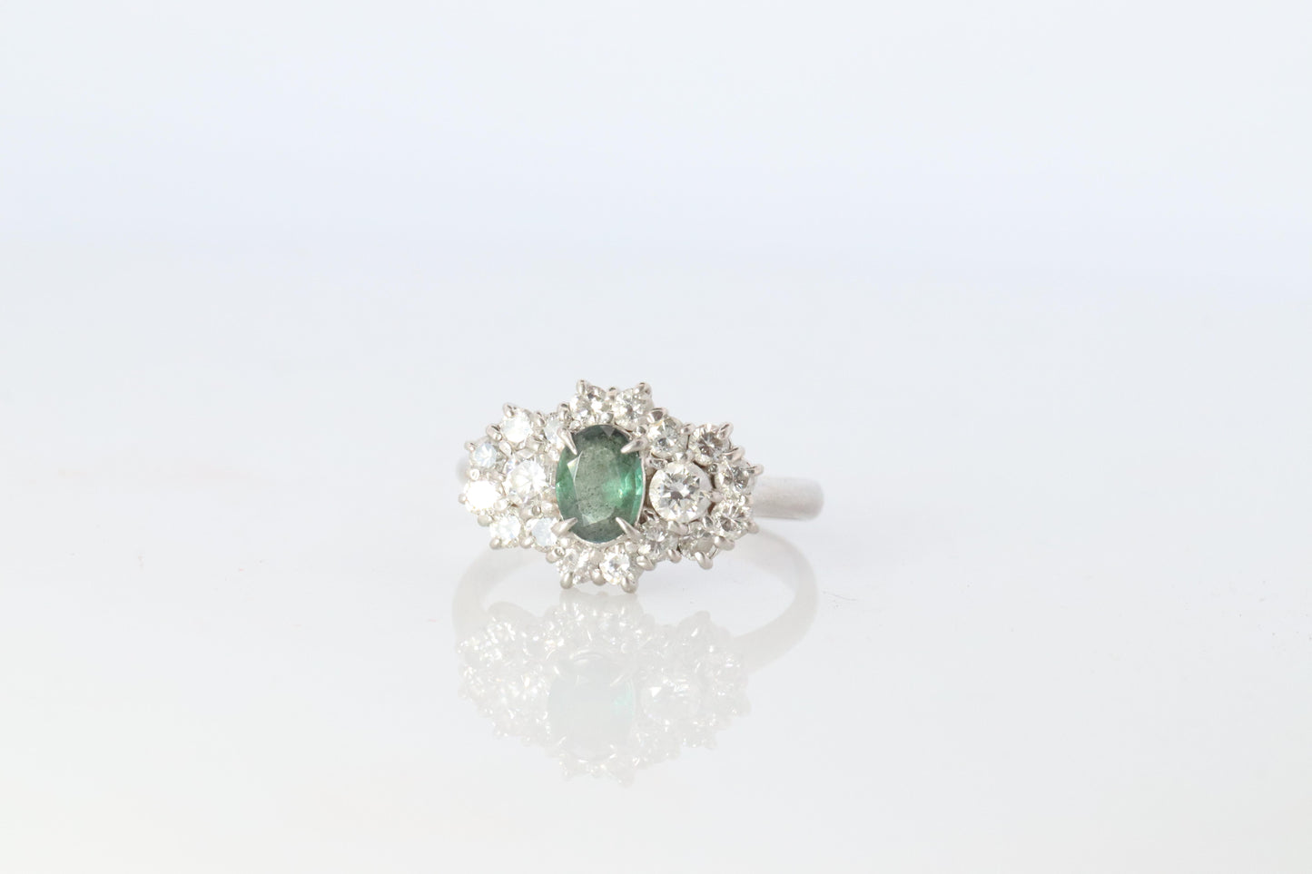 Genuine Alexandrite Ring. Platinum Alexandrite Diamond Halo Ring. PT900 Plat