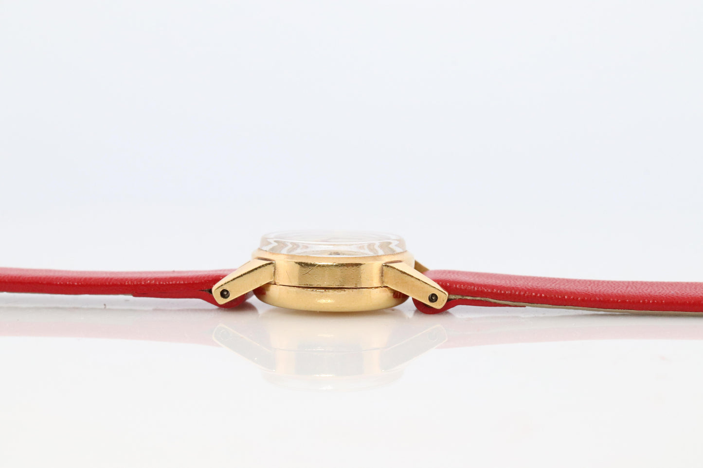 Genuine 18k Rolex Precision Watch. 18k YG Ladies 8648 Dainty 1940s Ladies Rolex