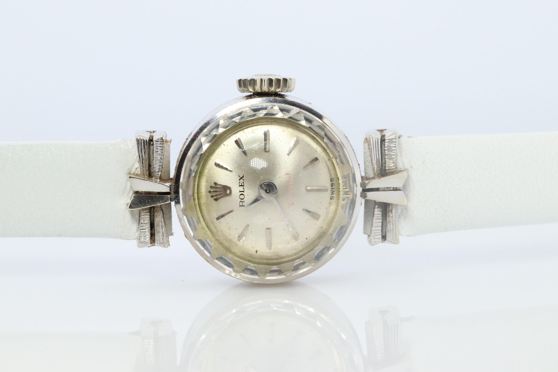 Genuine 18k Rolex Orchid Watch. 18k WG Ladies 2247 Dainty 1960s Ladies Rolex