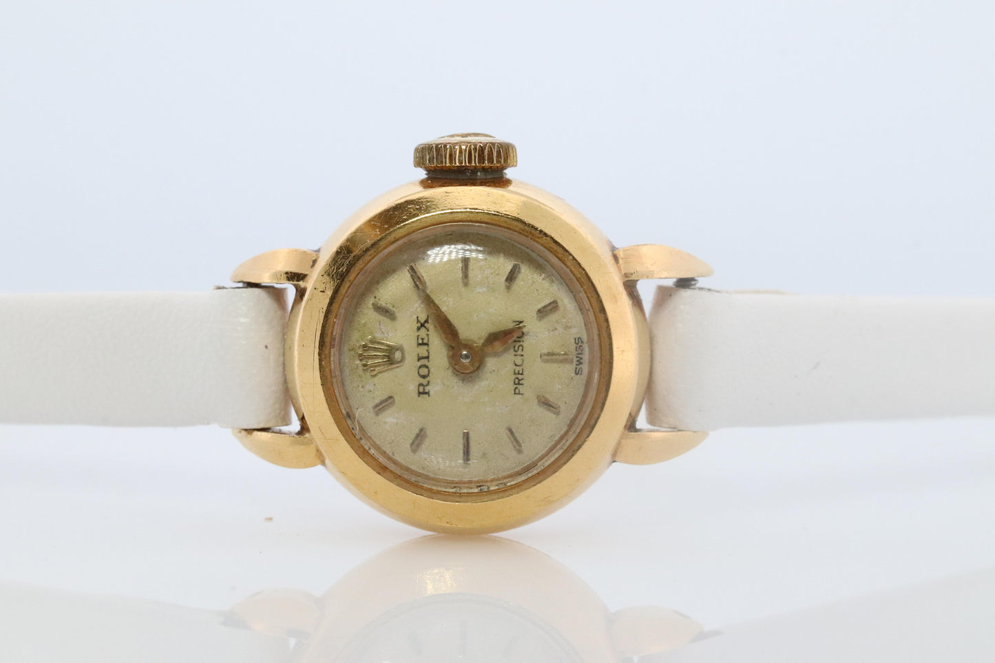 Genuine 18k Rolex Precision Watch. 18k YG Ladies 9127 Dainty 1940s Ladies Rolex