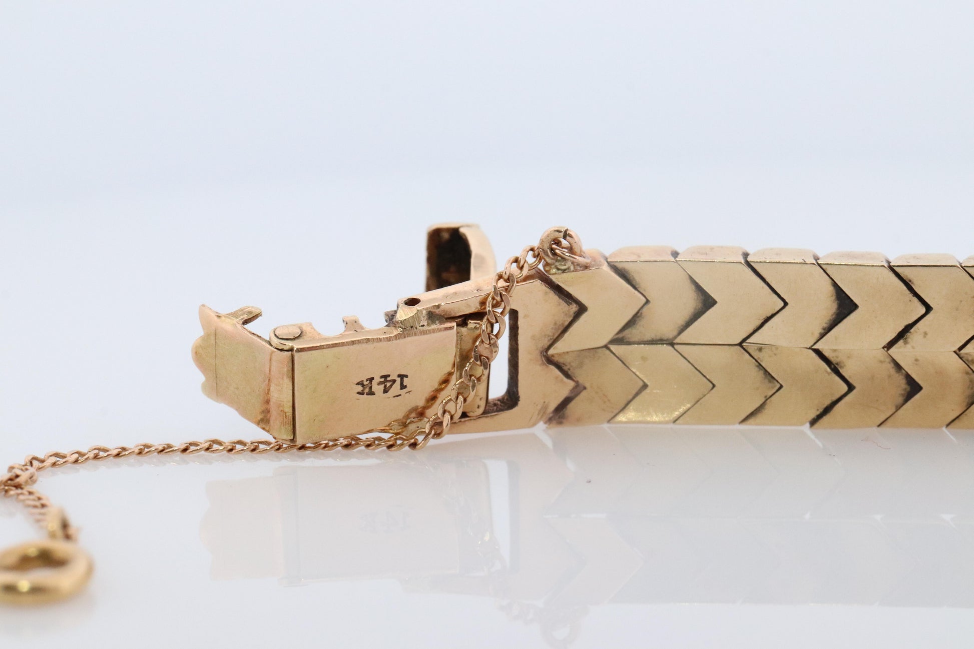 Hamilton 14k Yellow gold watch. Heavy 14k Ladies Mid-Century Mechanic watch.