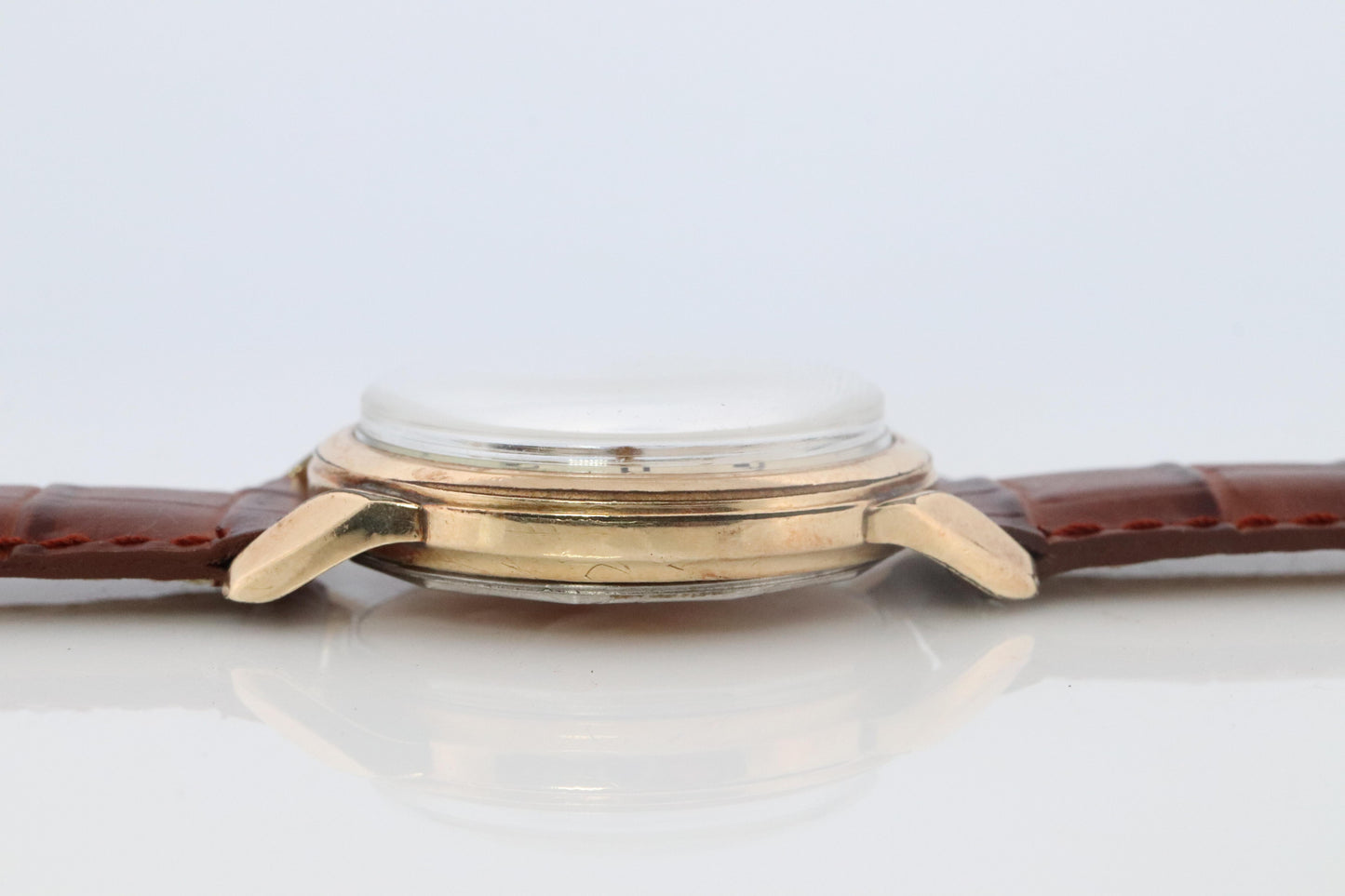 Jaeger Le Coultre Alarm Watch. 10k Gold Filled Mens JLC Memovox Vintage Watch.