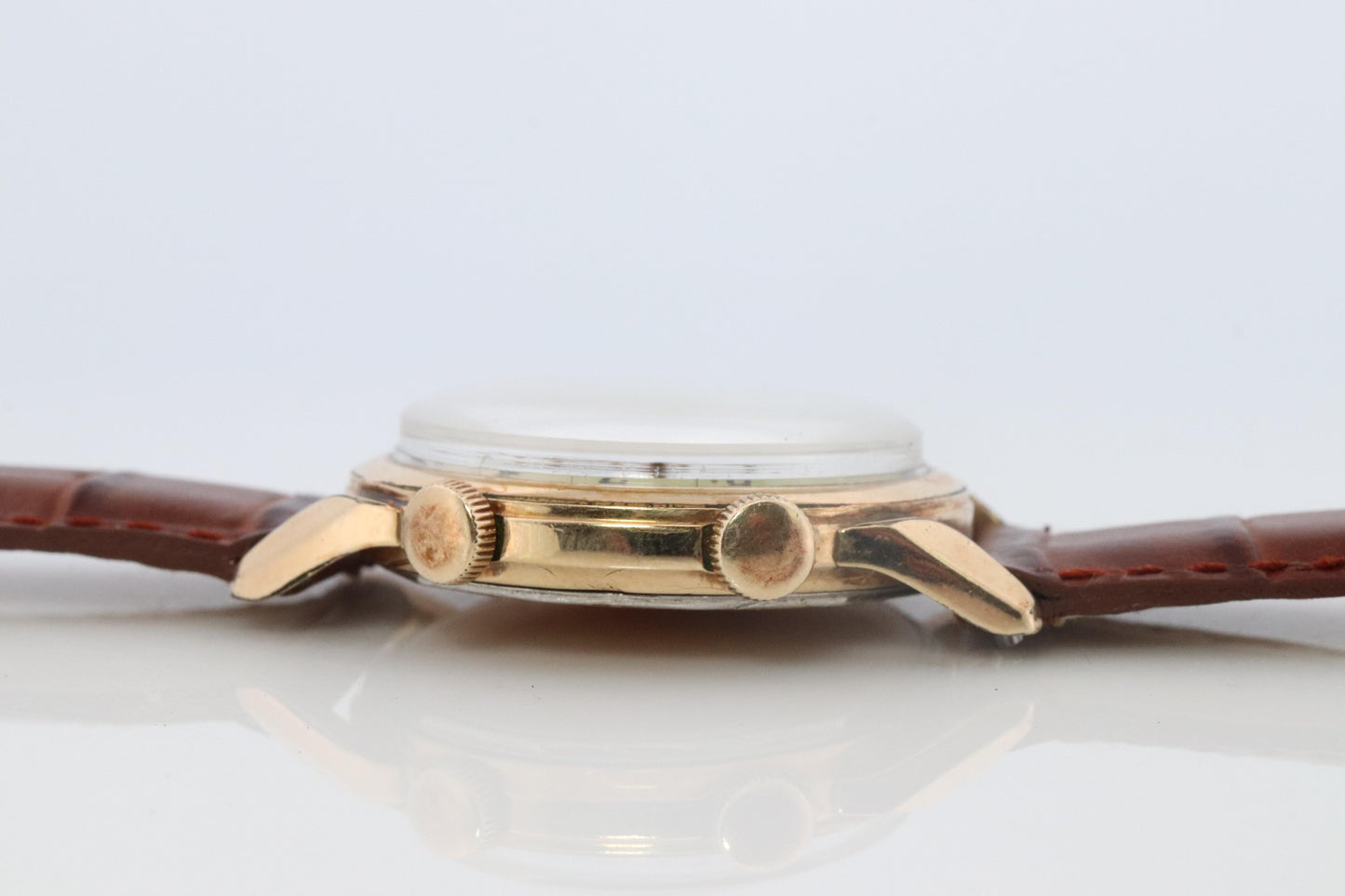 Jaeger Le Coultre Alarm Watch. 10k Gold Filled Mens JLC Memovox Vintage Watch.