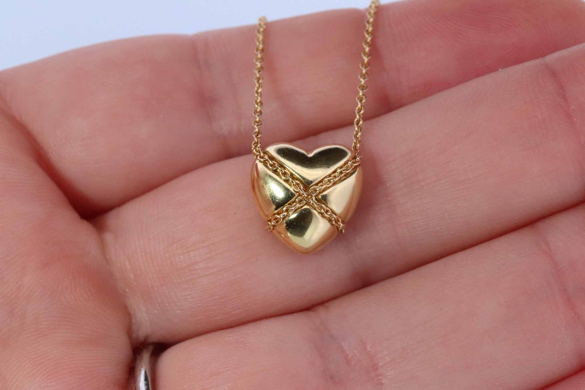 Tiffany and Co Heart Pendant 18k Tiffany Elsa Peretti Puffed Heart Necklace