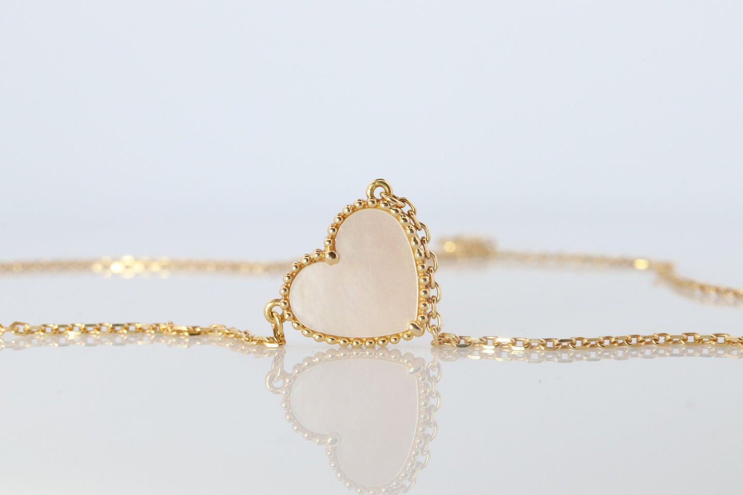 Van Cleef Arpels Lucky Alhambra Necklace. Genuine VCA 18k YG Shell Heart Pendant