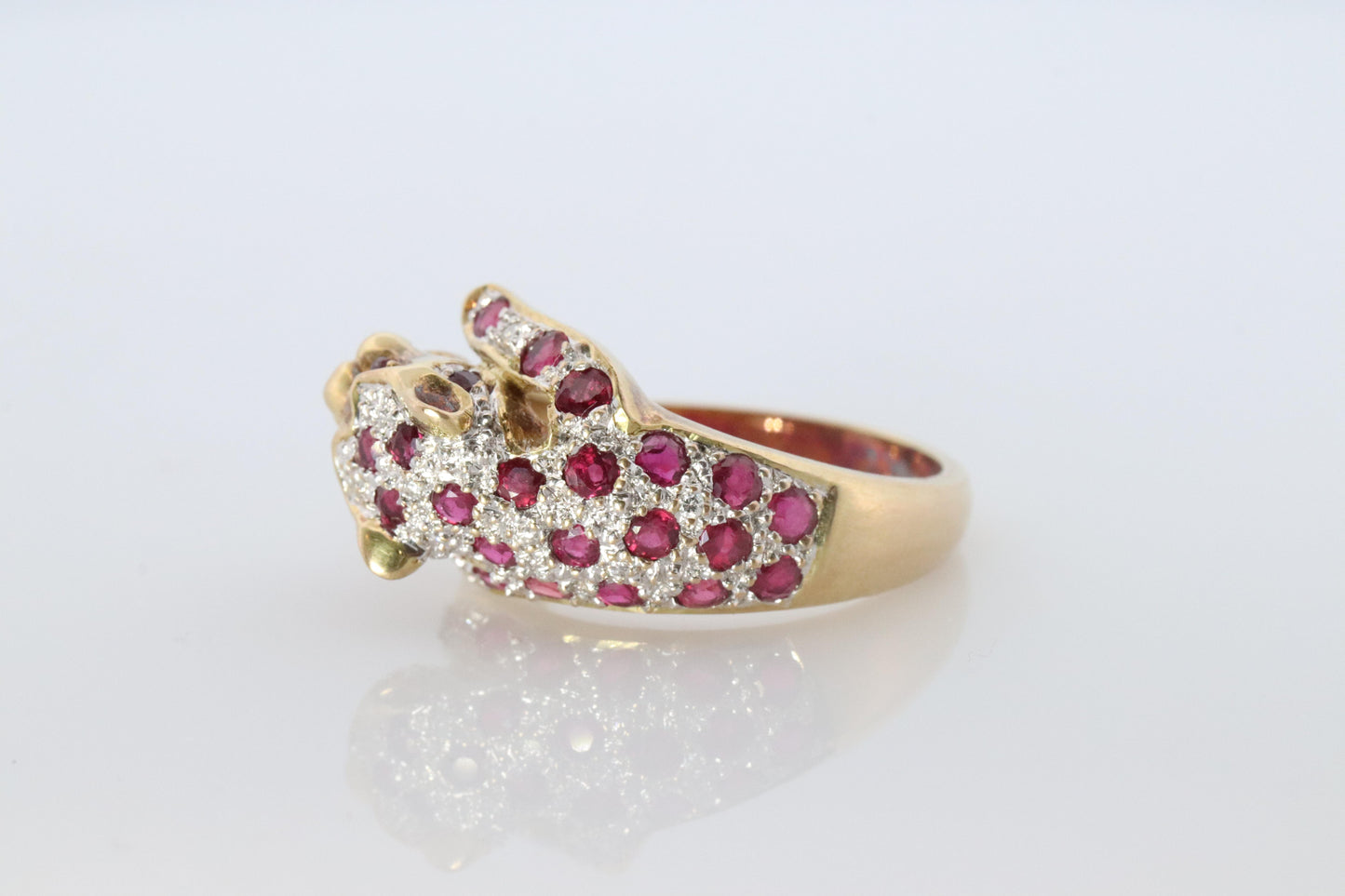 18k Panther Leopard Jaguar Cheetah Ruby ring. Encrusted Rubies Ready to Pouce