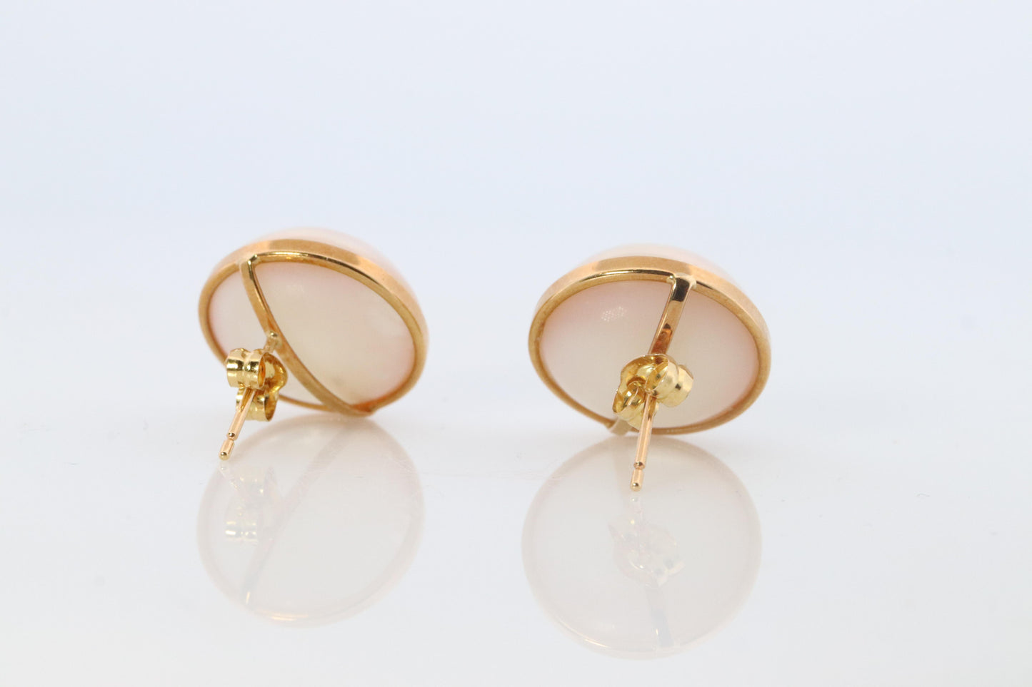 Large Mabe Pearl Earrings. 18k Yellow Gold Stud Pierced Round Mabe.