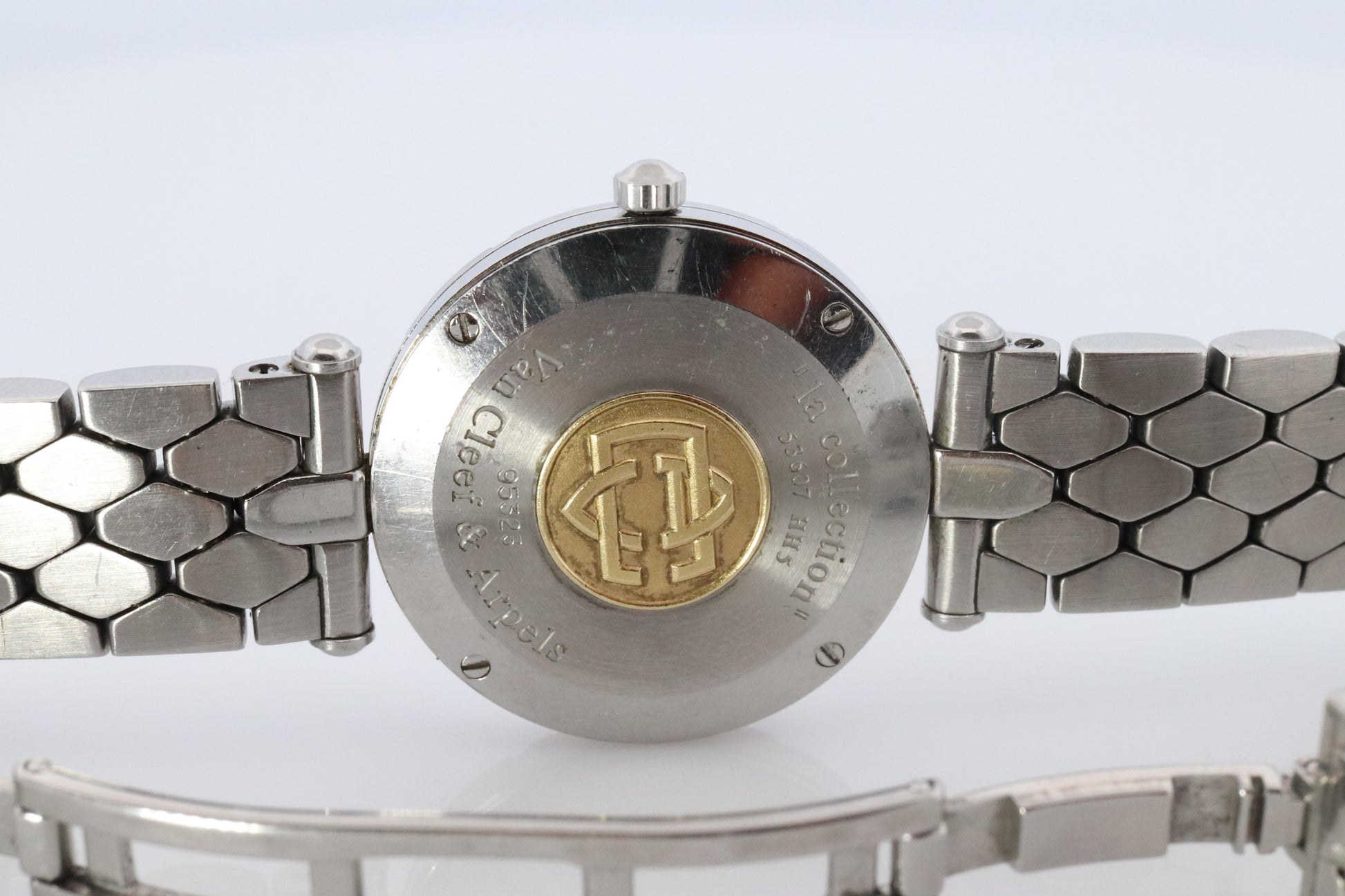 Van Cleef and Arpels 53607 HHS watch. La Collection SS 18k Round 25mm Watch