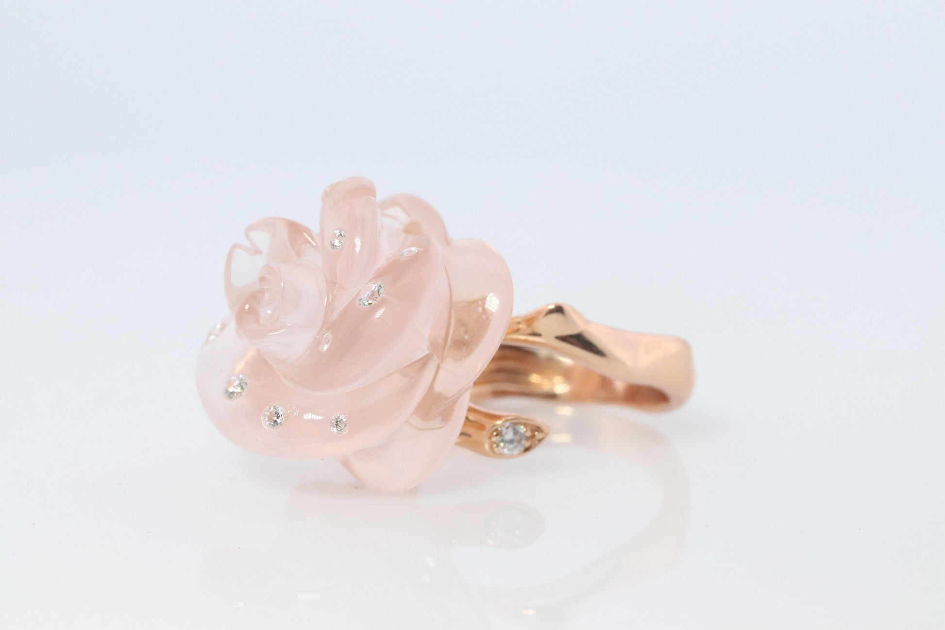 18k Dior Rose Diamond Ring. Genuine Dior Rose Pre Catelan Quartz Diamond ring.