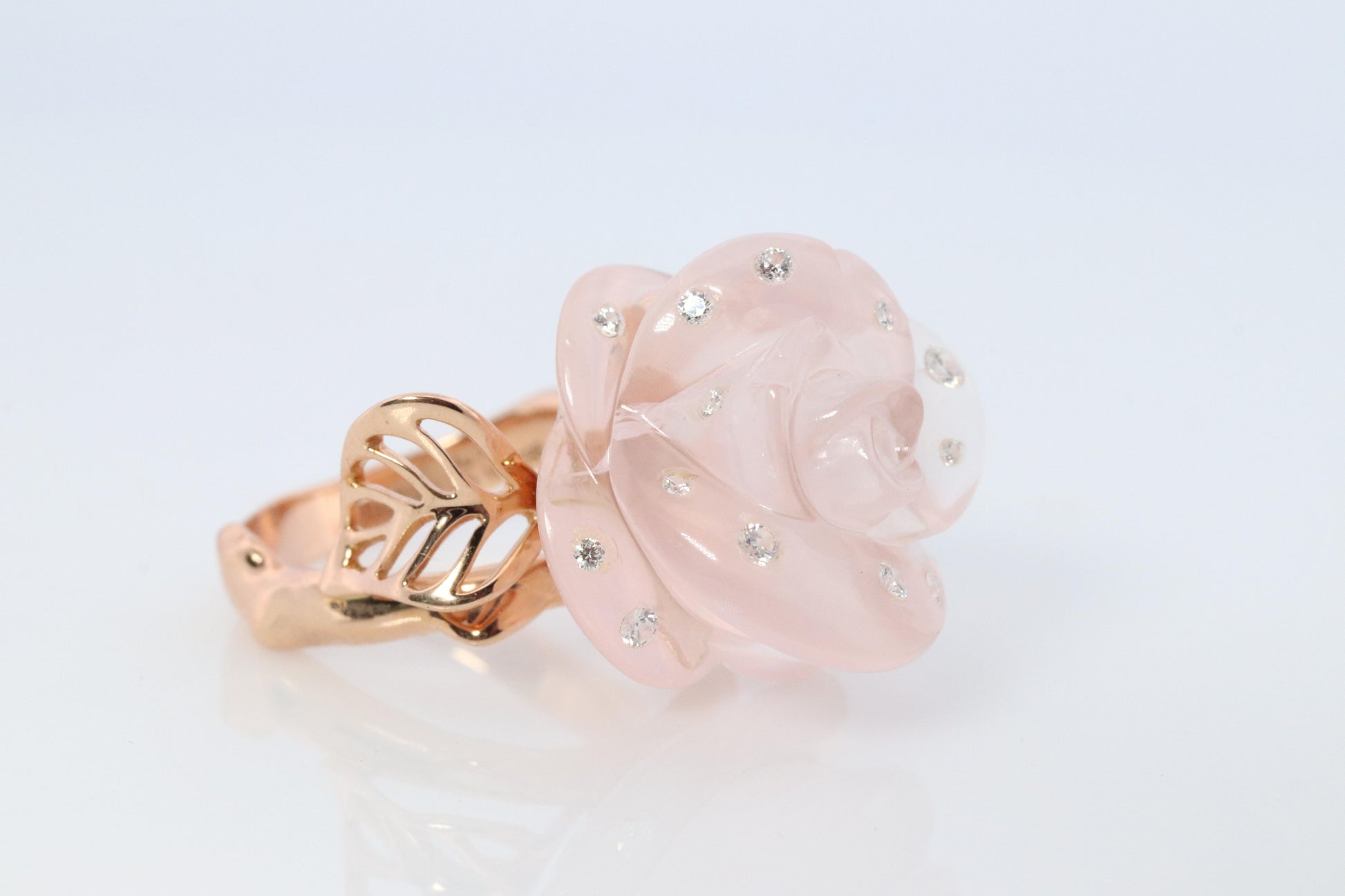 18k Dior Rose Diamond Ring. Genuine Dior Rose Pre Catelan Quartz Diamond ring.