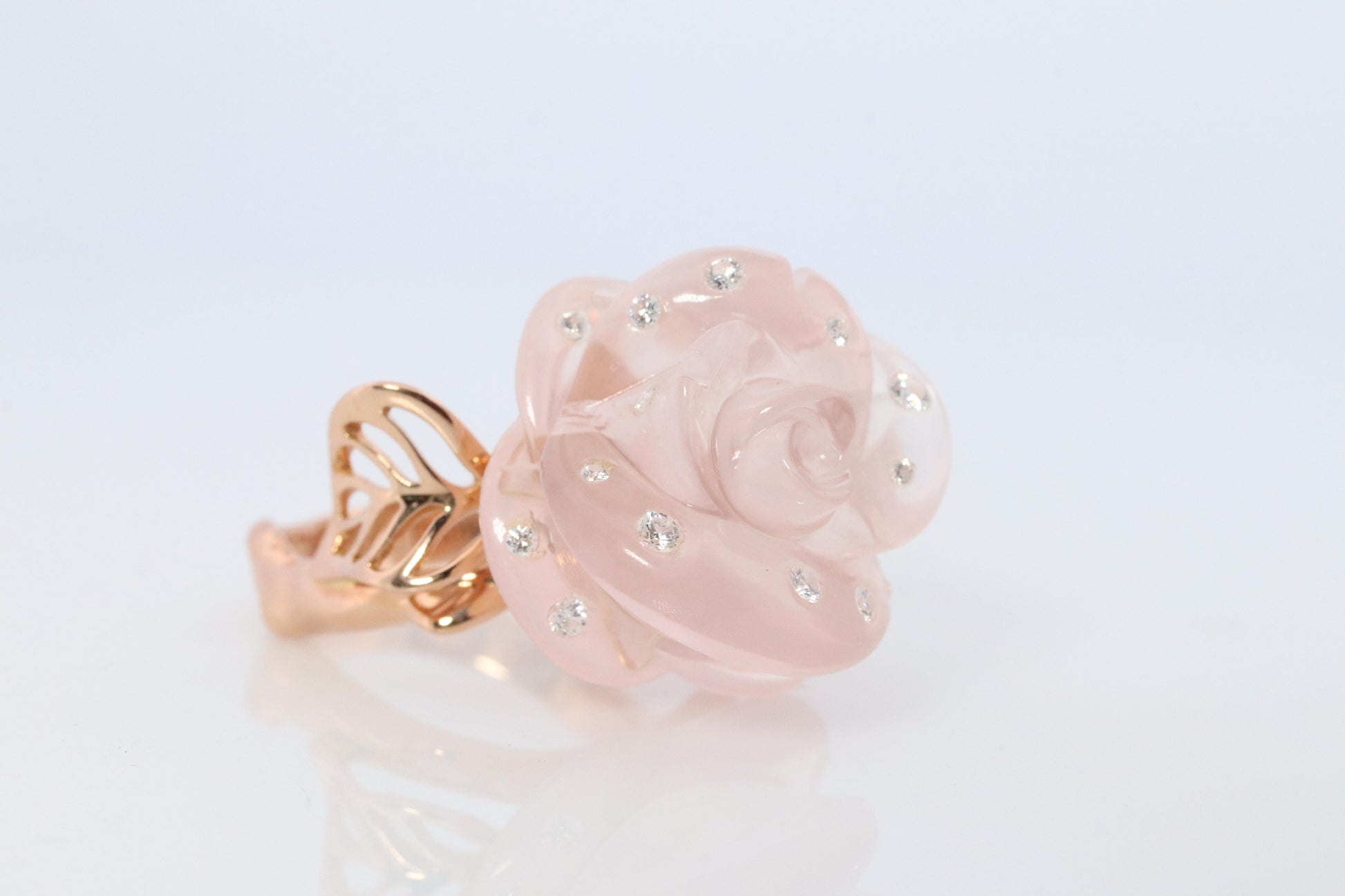 18k Dior Rose Diamond Ring. Genuine Dior Rose Pre Catelan Quartz Diamond ring.