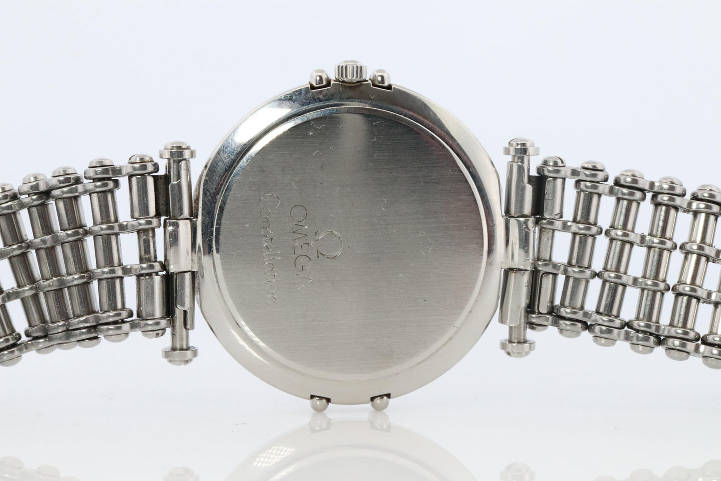 Omega Watch. Authentic Omega Constellation 1379 Date Quartz
