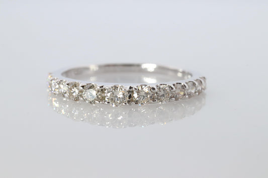 18k Diamond eternity band. 18k White Gold 0.5ctw half anniversary Ring.