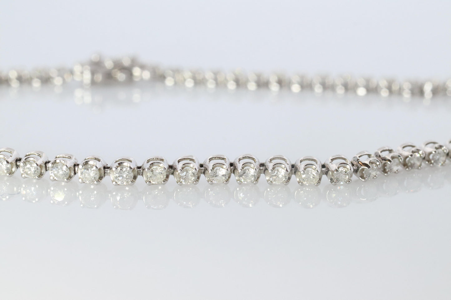 Platinum Diamond Tennis Bracelet. PT850 round diamond Tennis bracelet. 1CTW