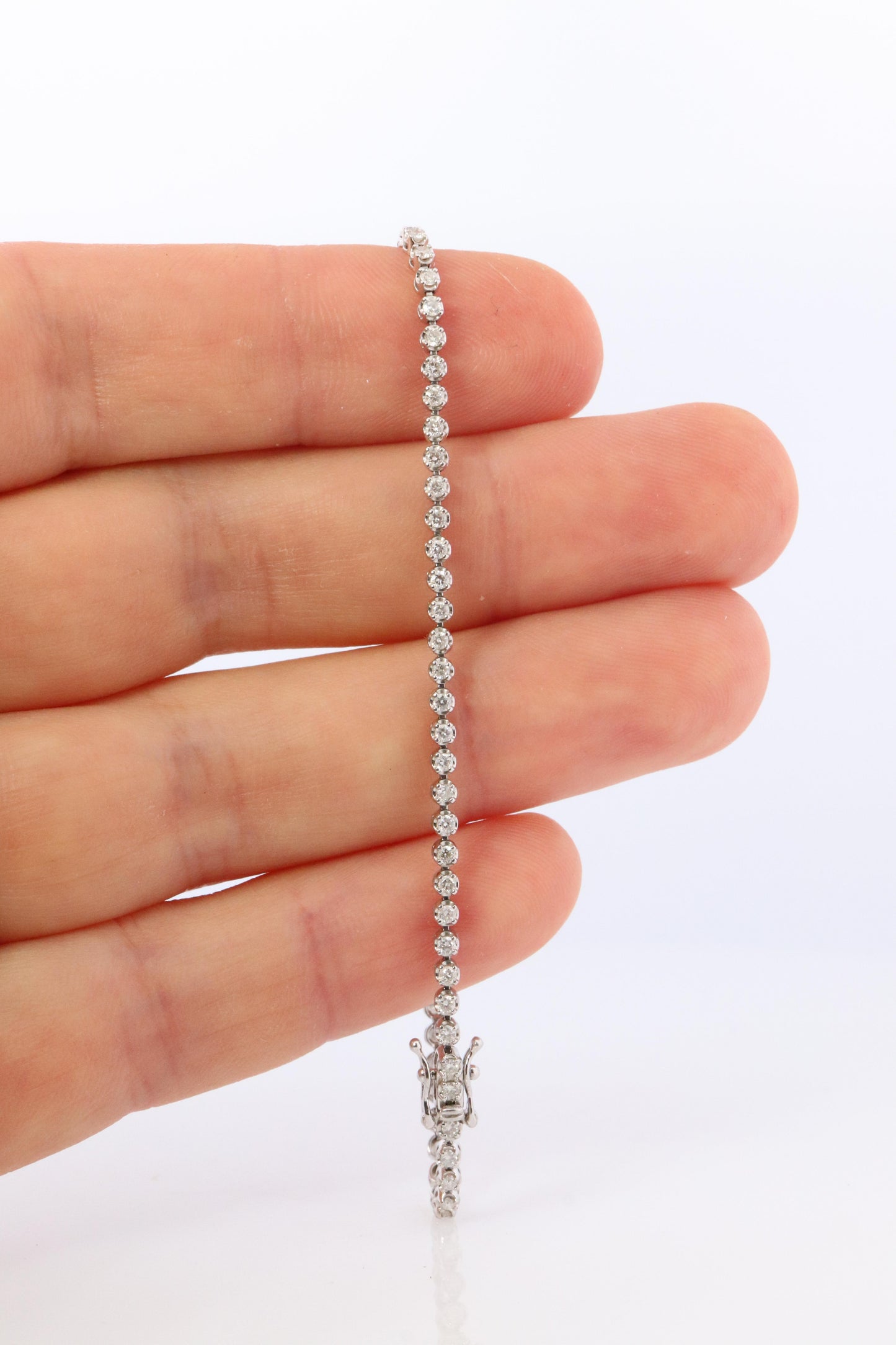 Platinum Diamond Tennis Bracelet. PT850 round diamond Tennis bracelet. 1CTW