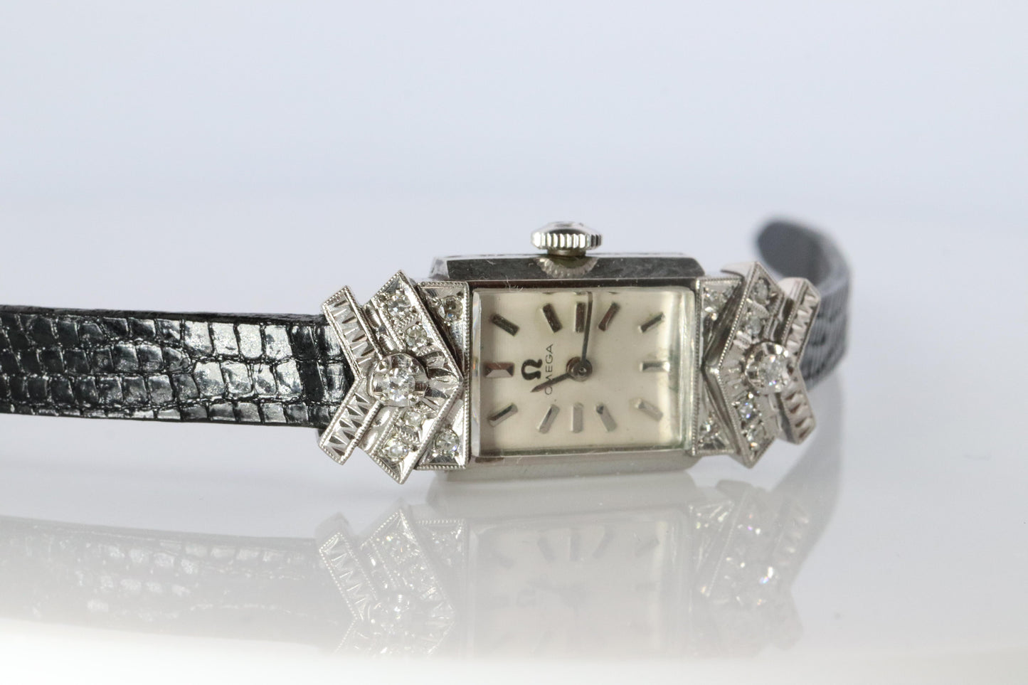 Omega watch. Omega Platinum and Diamond Vintage Ladies wristwatch