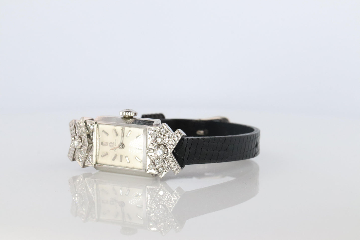 Omega watch. Omega Platinum and Diamond Vintage Ladies wristwatch