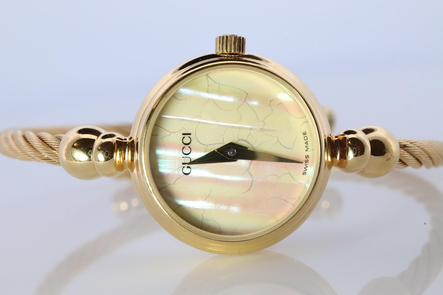 Vintage GUCCI Quartz 2700.2.L Watch. Gucci Ladies Bangle Gold Tone MOP Dial.