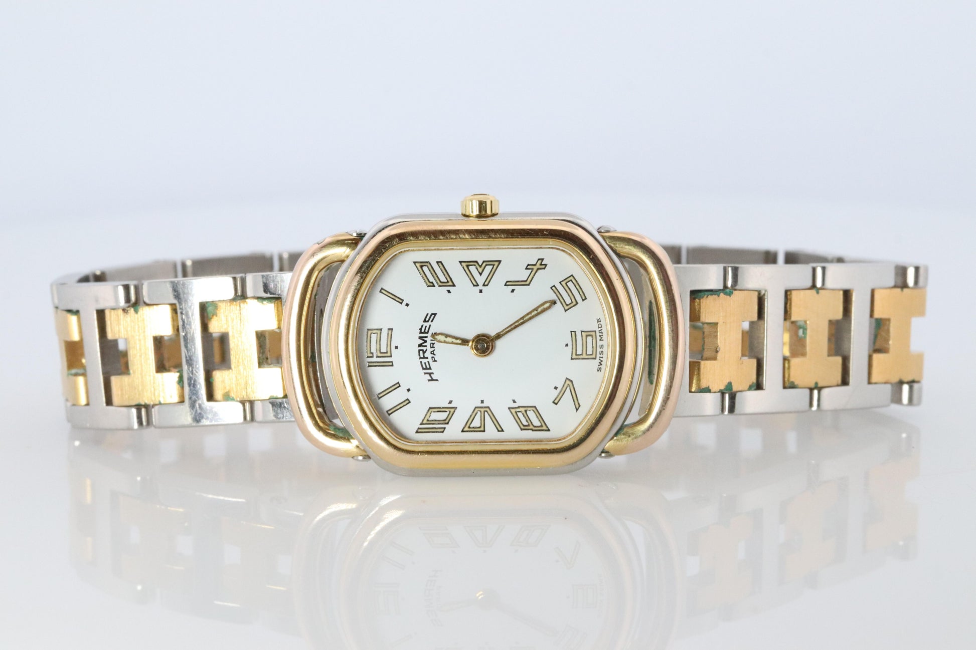 Genuine HERMES RALLYE Stainless Steel 21mm RA1.220 Quartz Watch White.