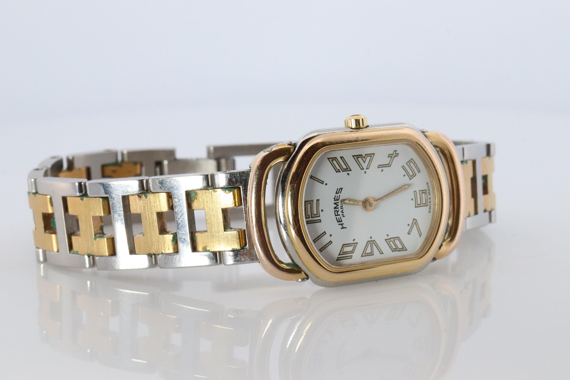 Genuine HERMES RALLYE Stainless Steel 21mm RA1.220 Quartz Watch White.