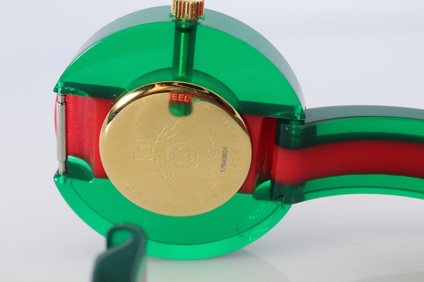 Vintage GUCCI Quartz 143.3 Watch. Gucci Ladies Bangle Plastic Vintage Web Watch