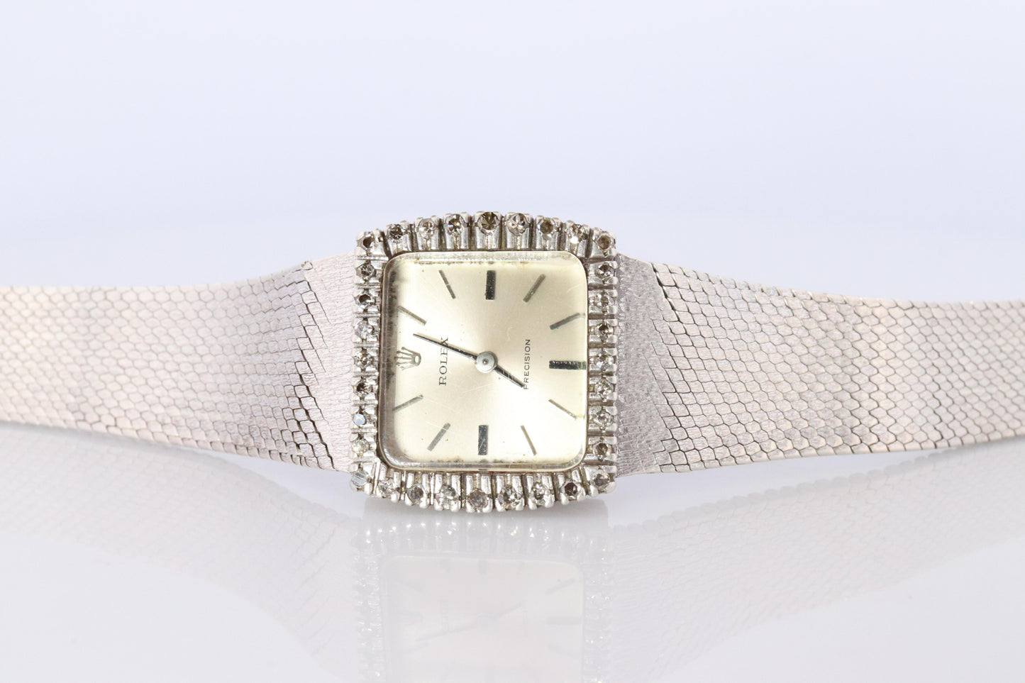 Genuine Rolex Watch. Diamond Bezel 1972 Ladies Manual ROLEX 2611 Precision