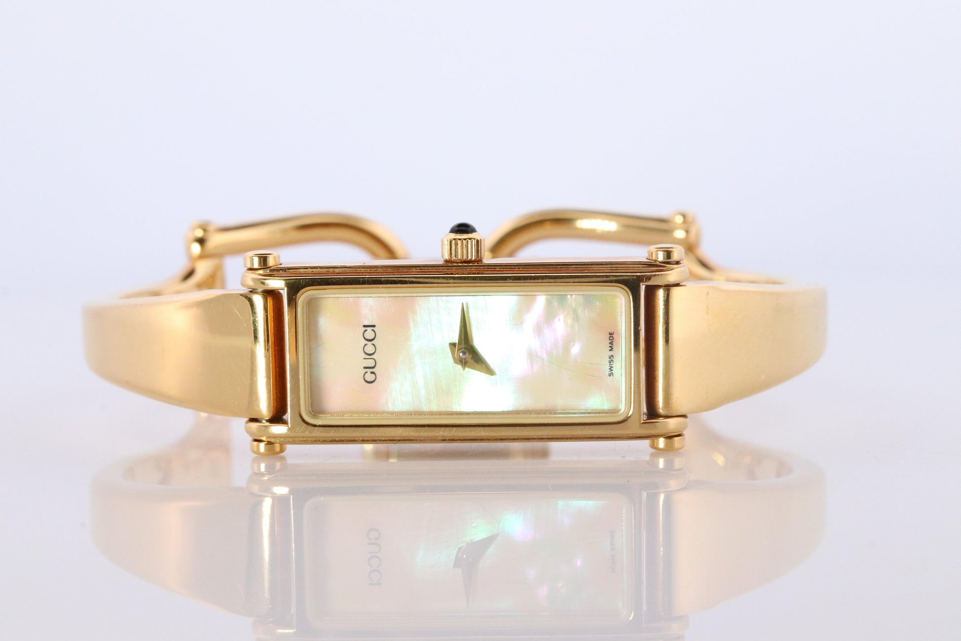 Vintage GUCCI 1500L Quartz MOP Dial Watch. Gucci Gold Bangle Wrist Timepiece