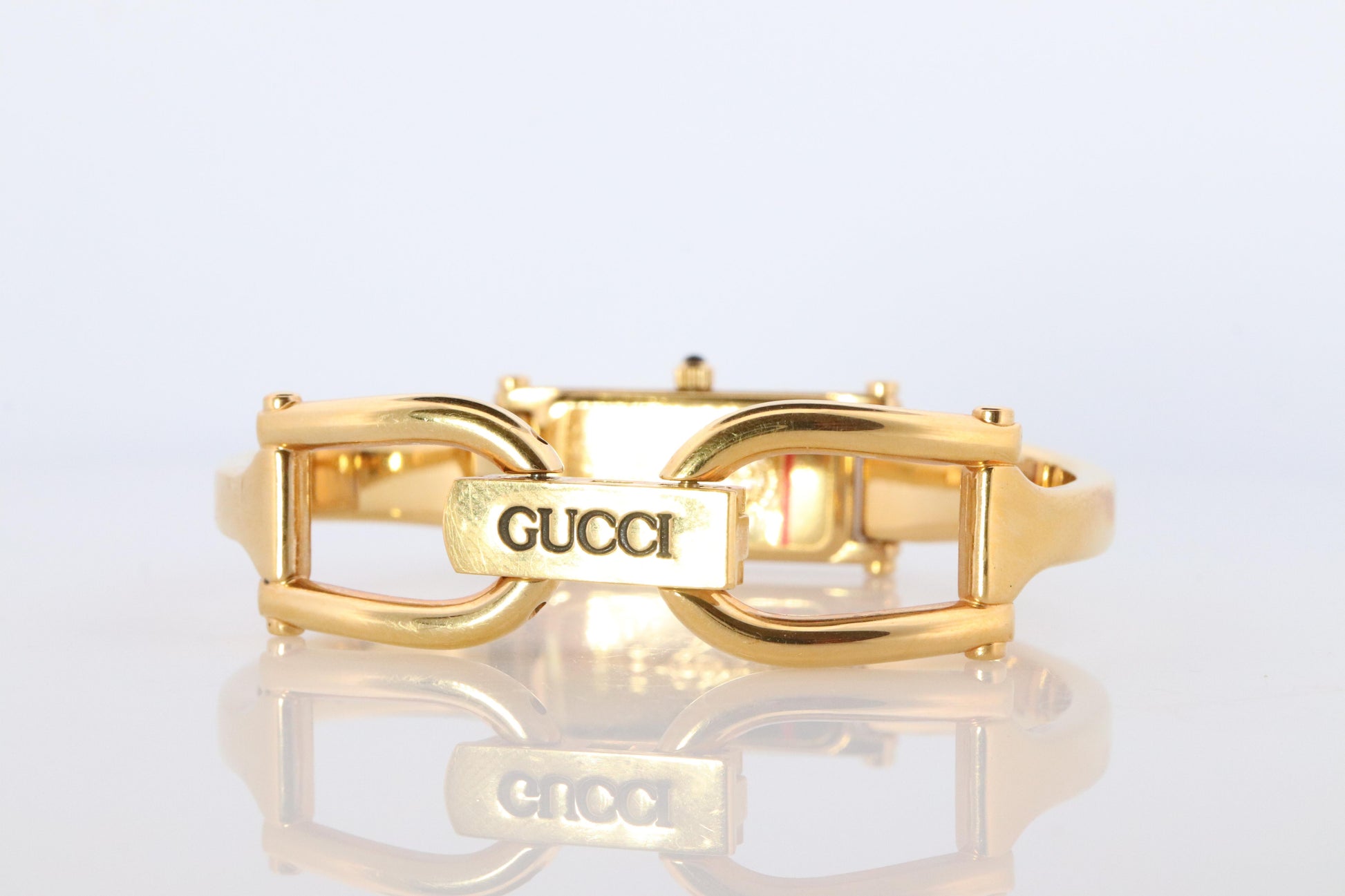 Vintage GUCCI 1500L Quartz MOP Dial Watch. Gucci Gold Bangle Wrist Timepiece