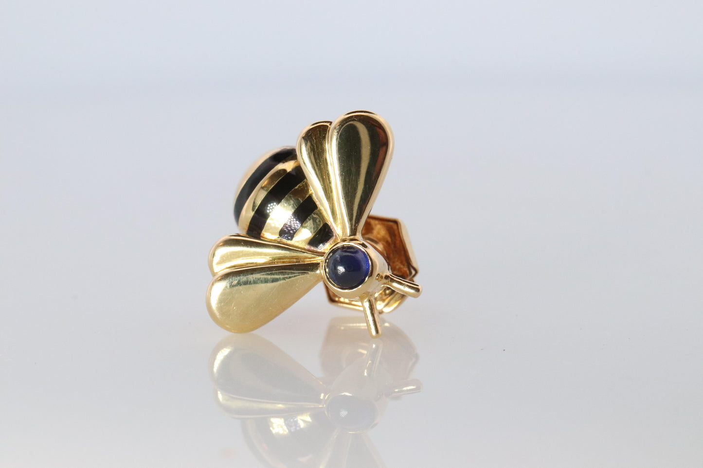 Genuine Cartier Bee Brooch. 18k Yellow Gold Sapphire BumbleBee Pin.
