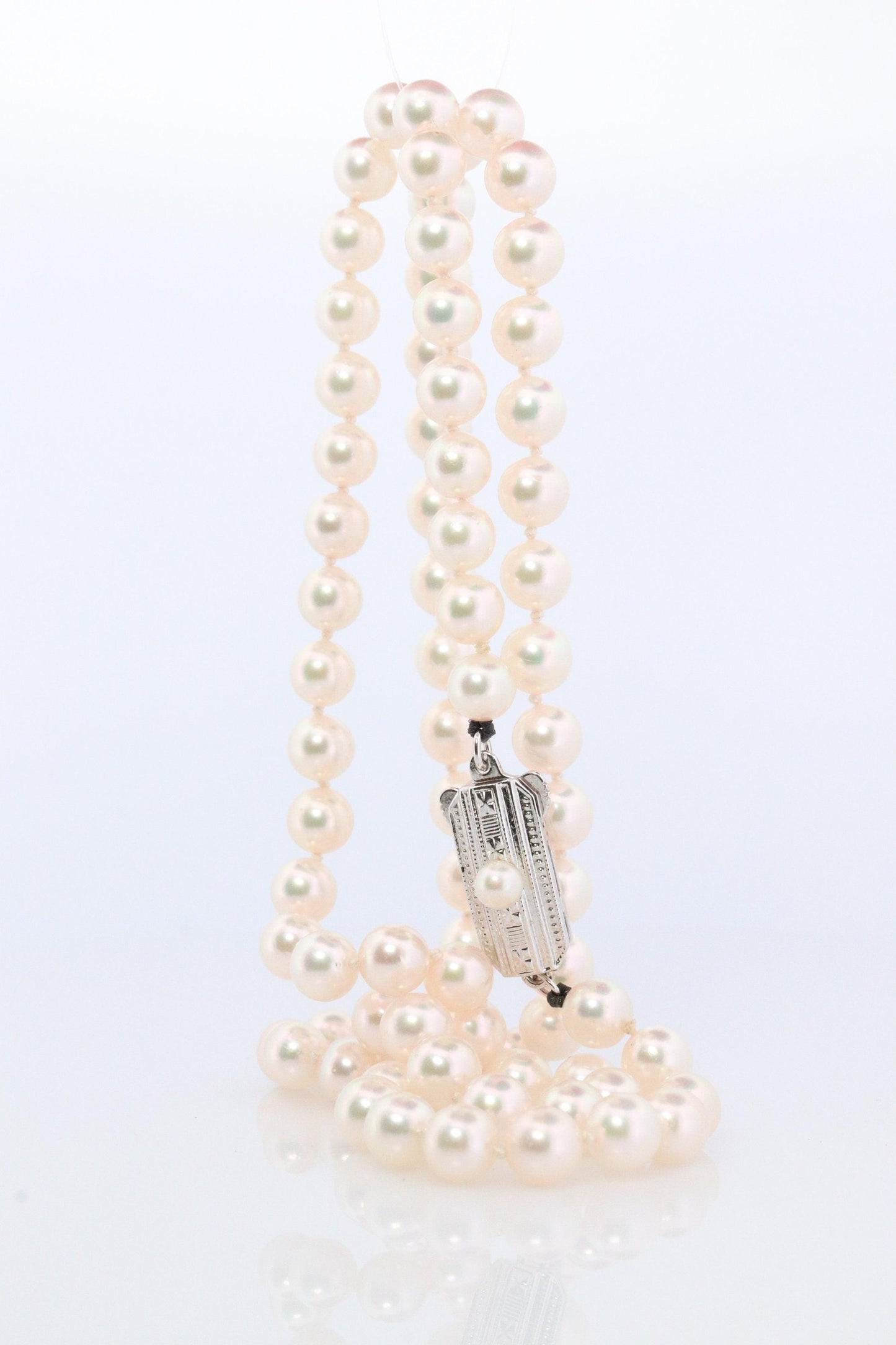 MIKIMOTO Sterling Silver Pearl Necklace. 6mm Pearls 20inch Necklace.