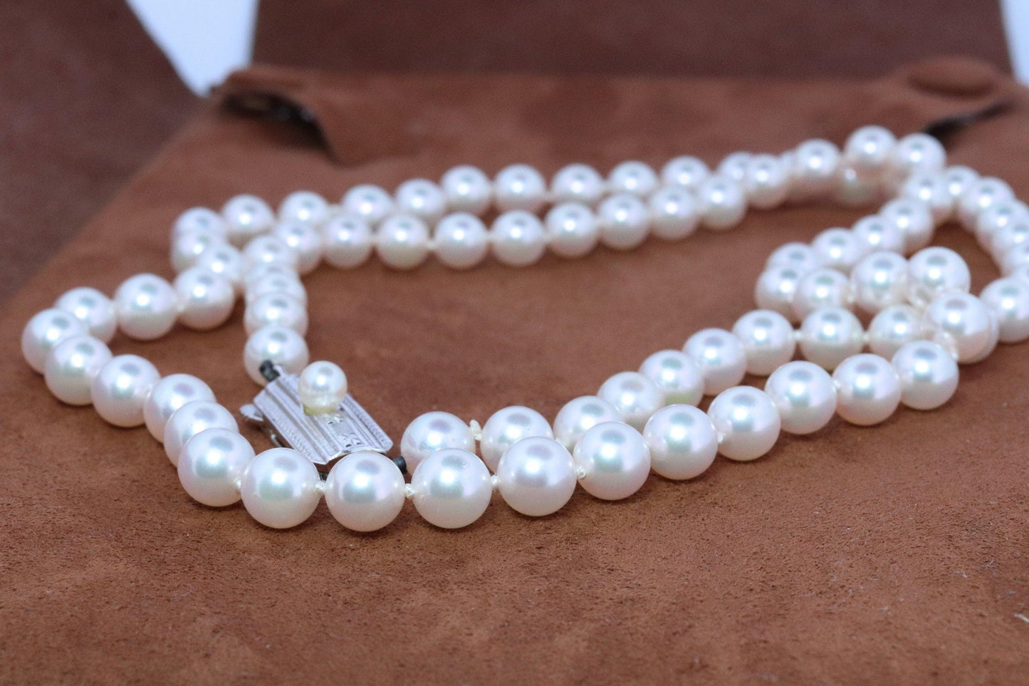 MIKIMOTO Sterling Silver Pearl Necklace. 6mm Pearls 20inch Necklace.