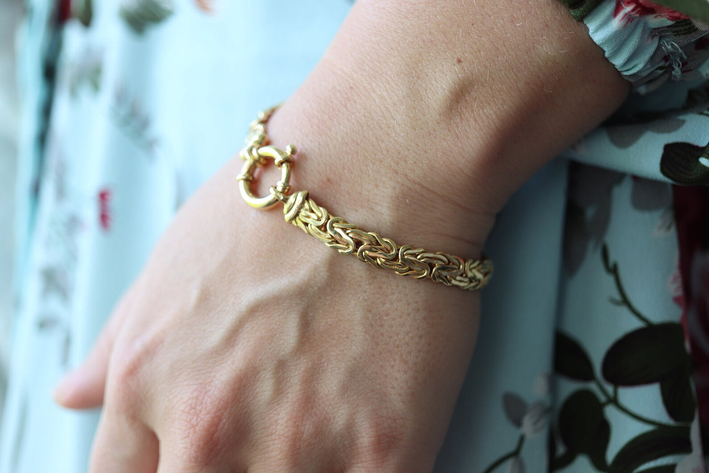 Heavy 14k Byzantine Bracelet. 14k Yellow Gold Wide Flattened Flat Byzantine Bracelet. 7.5in length 7mm wide. ITALY