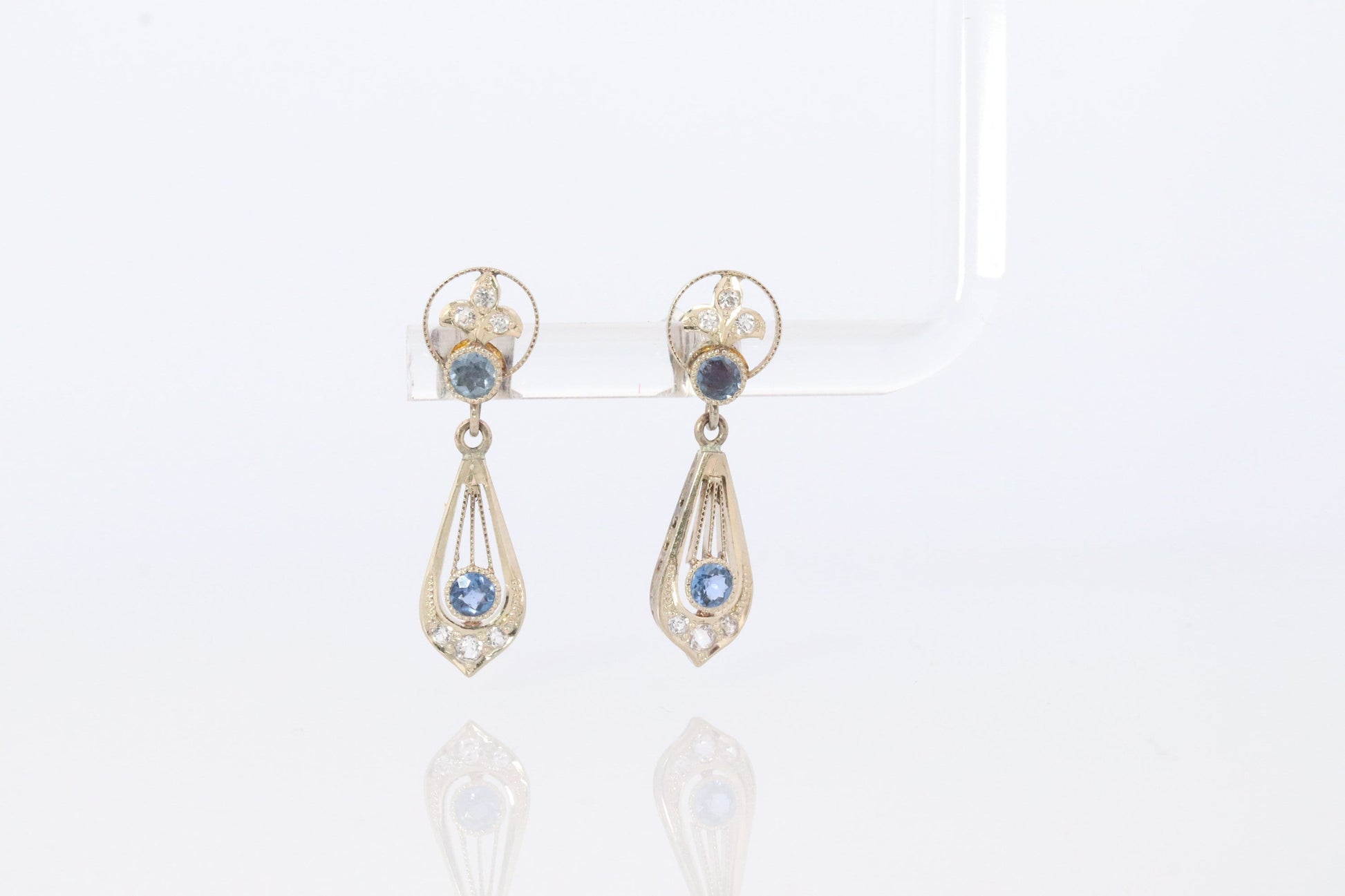 Antique 14k Blue Sapphire Dangle earrings. Blue Sapphire Princess Earrings. 14k Chandelier Earrings. Lavalier