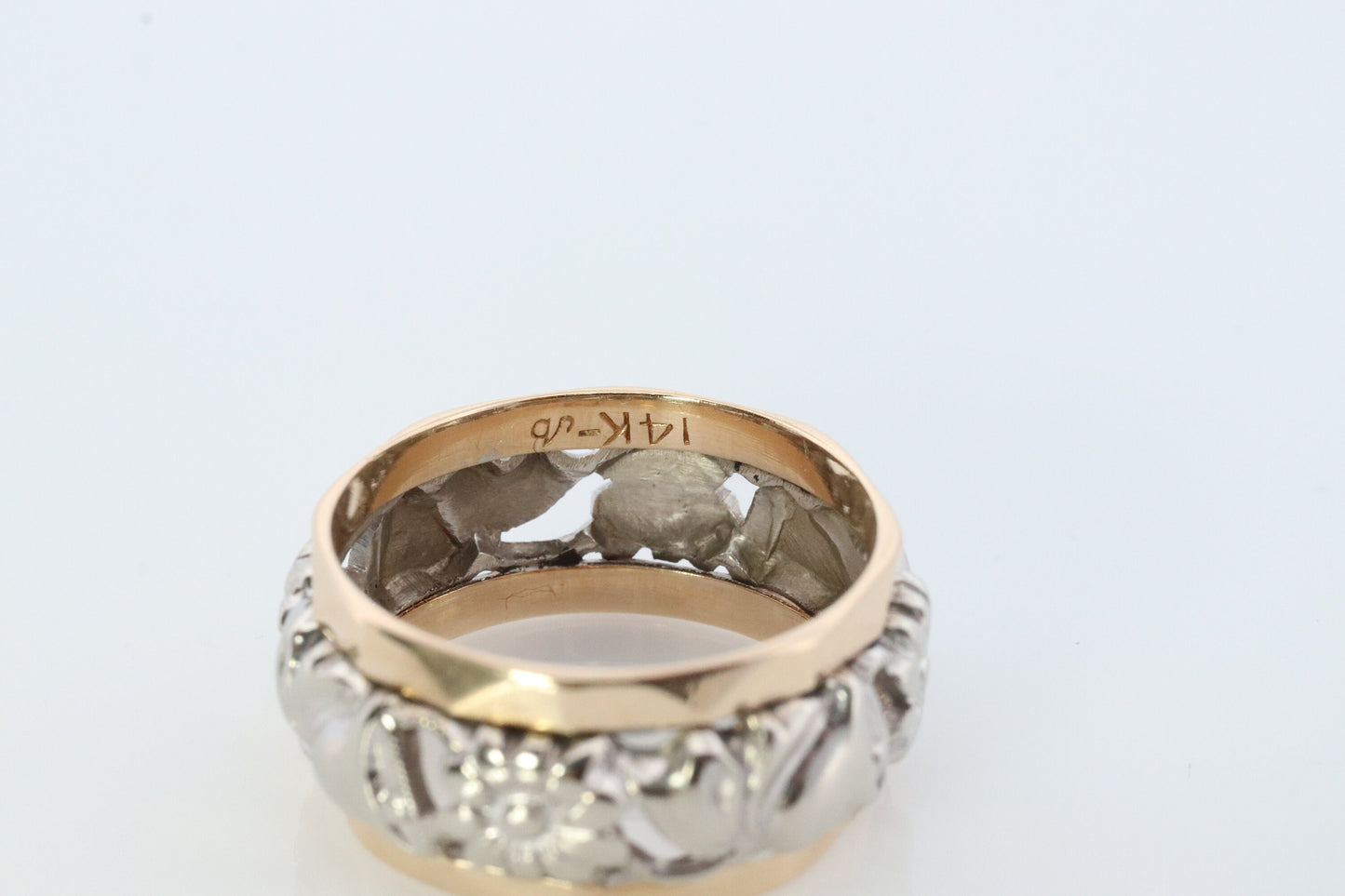 14k Wide Flower Filigree Daisy Ornate band. Vintage Flower Embossed engraved design. Flower Wedding Bells Ring. 9mm