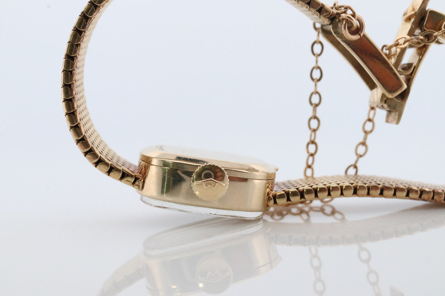 14k MOVADO Mechanical Watch. Movado Vintage Ladies watch with 14k Gold Mesh Bracelet.