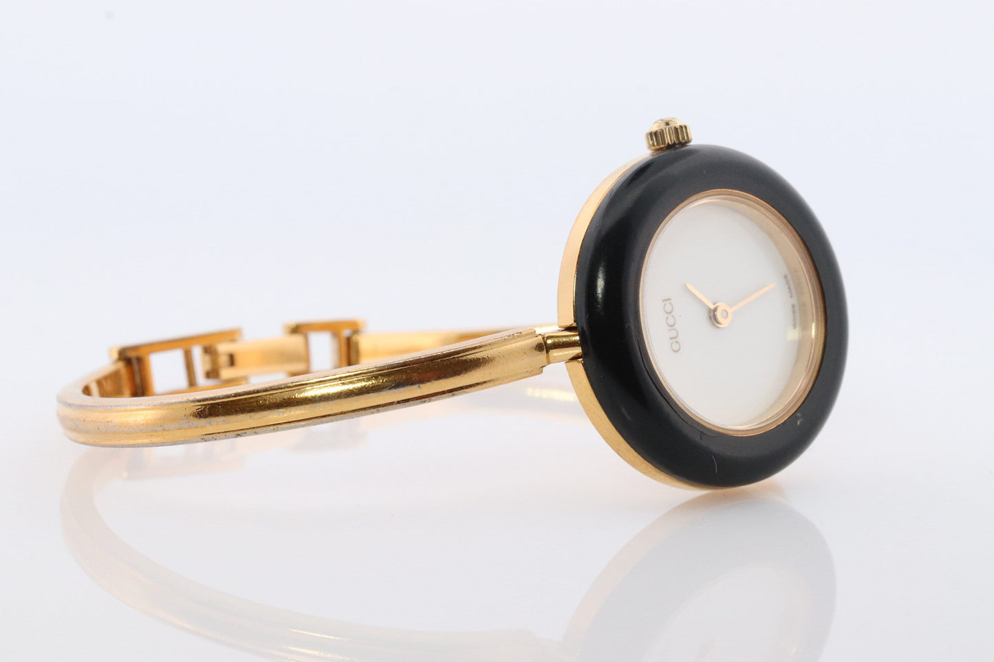 Genuine GUCCI 11/12.3 Watch. Vintage Ladies Gucci Change Bezel Watch.