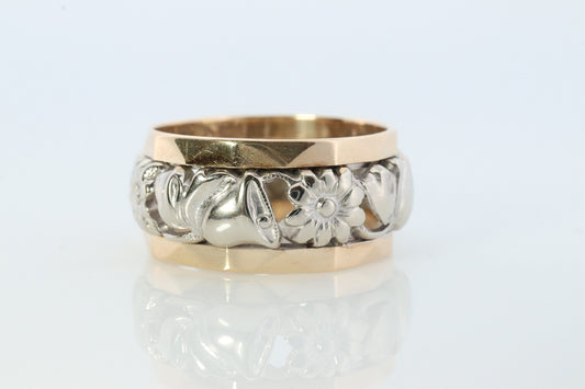 14k Wide Flower Filigree Daisy Ornate band. Vintage Flower Embossed engraved design. Flower Wedding Bells Ring. 9mm