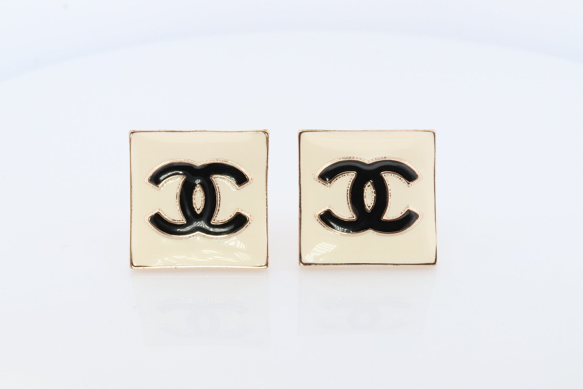 Chanel Earrings. Genuine White and Black Enamel CHANEL Square LOGO Clip on earrings. Nonpierced Clips. Original Box and Papers