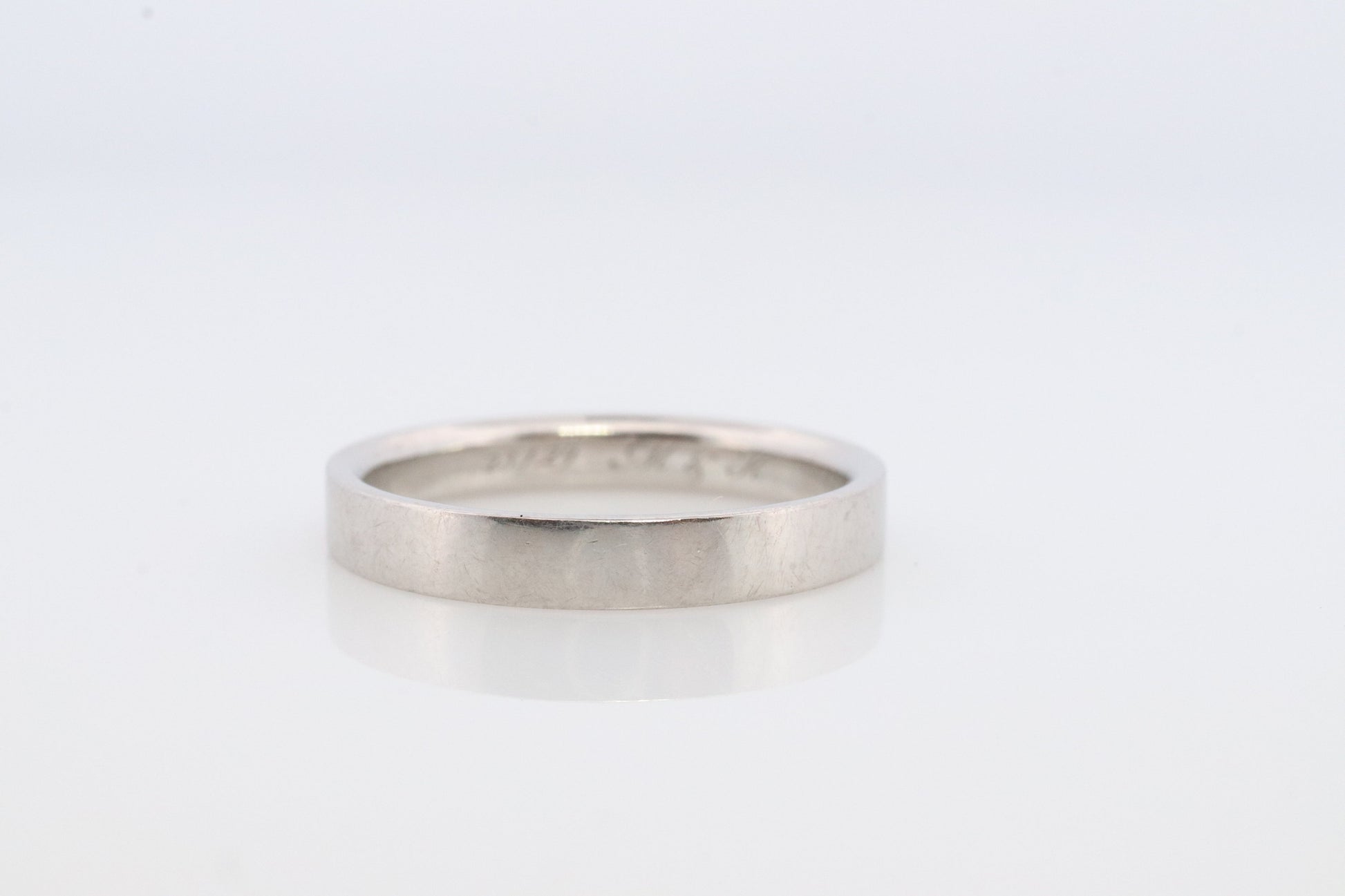PT950 Tiffany and Co. LOGO band. Platinum Tiffany Company wedding band. Plat Vintage Tiffany & Co band.