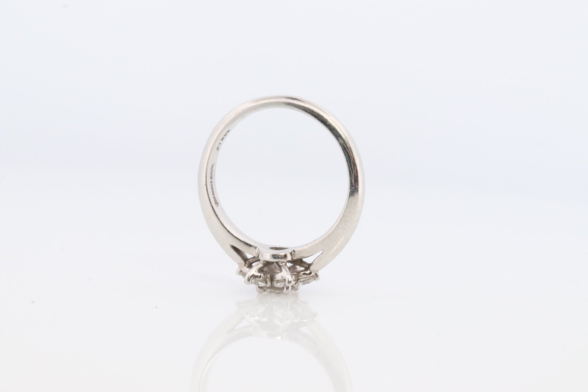 Tiffany and Co. Diamond Ring. Platinum Flower Diamond Band. Tiffany and Company Snowflake Diamond Halo ring Pt950