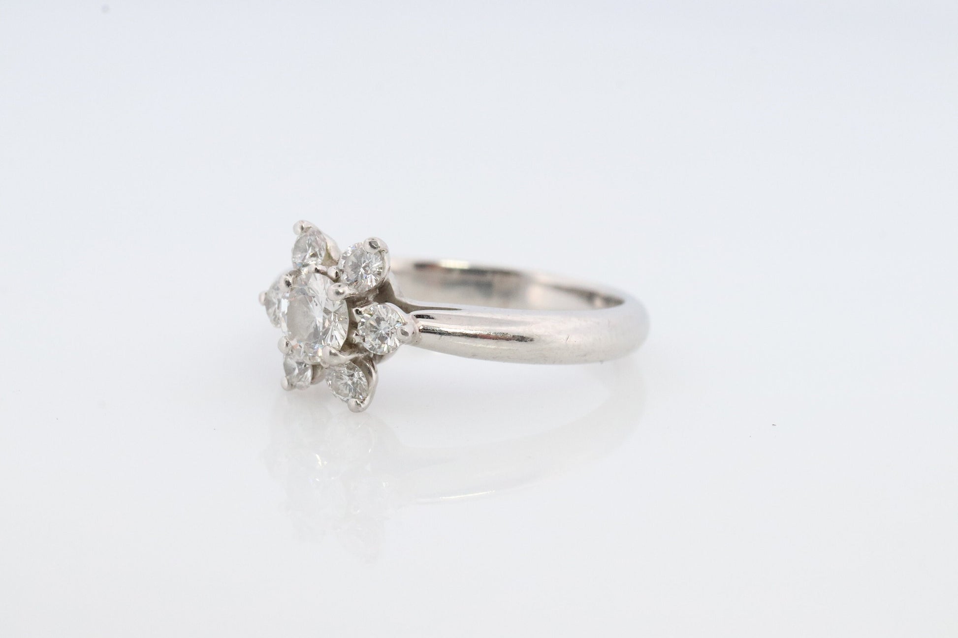 Tiffany and Co. Diamond Ring. Platinum Flower Diamond Band. Tiffany and Company Snowflake Diamond Halo ring Pt950