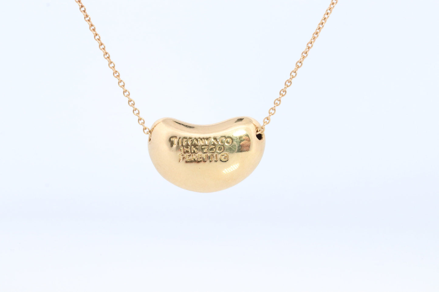 Tiffany & Co. 18k Gold Chain and Bean Pendant Necklace. 750 Yellow Gold Tiffany Company Necklace. Elsa Peretti Bean.