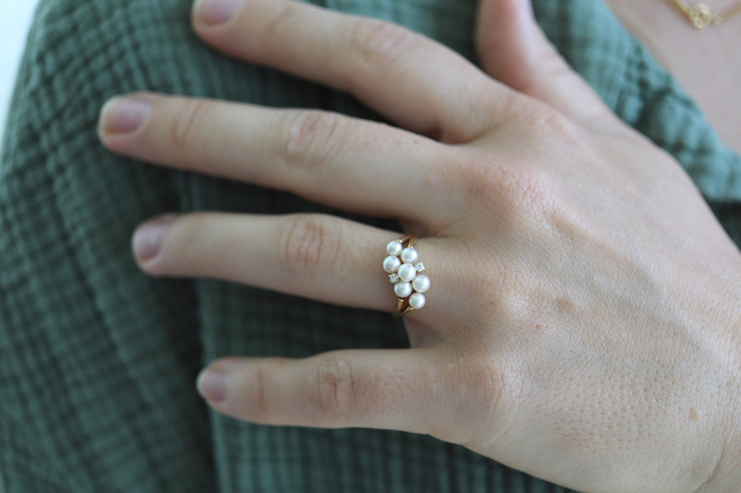 18k MIKIMOTO Cluster pearl ring. Mikimoto 750 saltwater pearl and diamond cluster bypass ring. Grape vine pearls.
