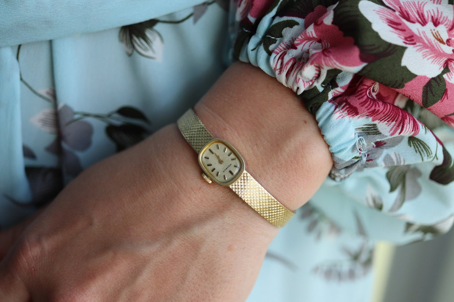 14k MOVADO Mechanical Watch. Movado Vintage Ladies watch with 14k Gold Mesh Bracelet.