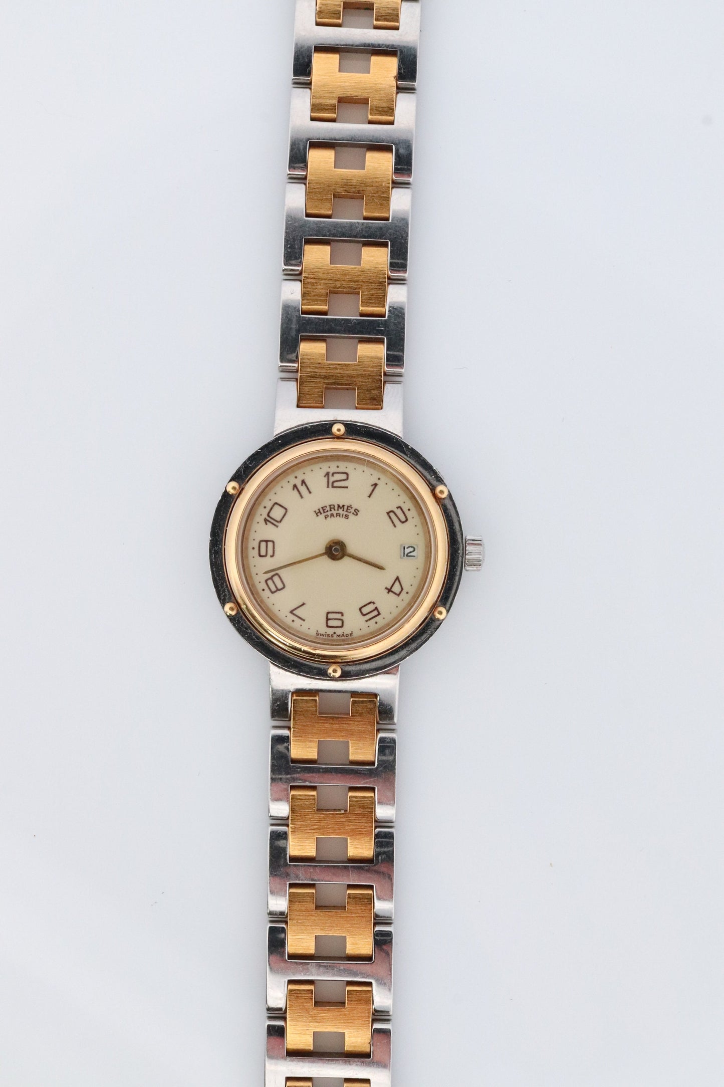 Hermes Watch. Ladies Genuine Hermes Clipper 514366 Gold and Silver Wristwatch.