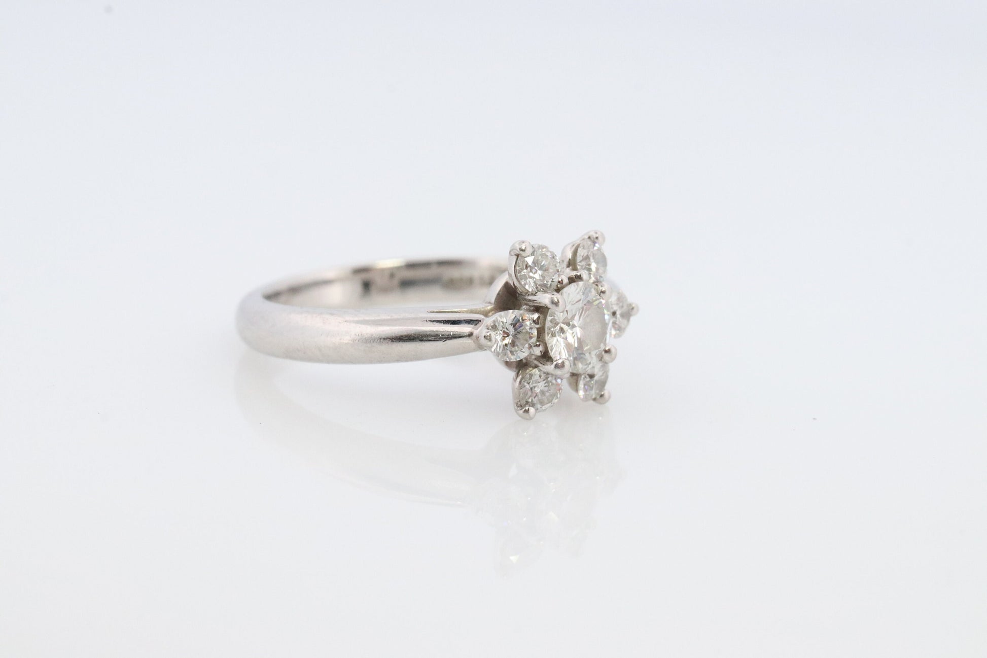 Tiffany and Co. Diamond Ring. Platinum Flower Diamond Band. Tiffany and Company Snowflake Diamond Halo ring Pt950