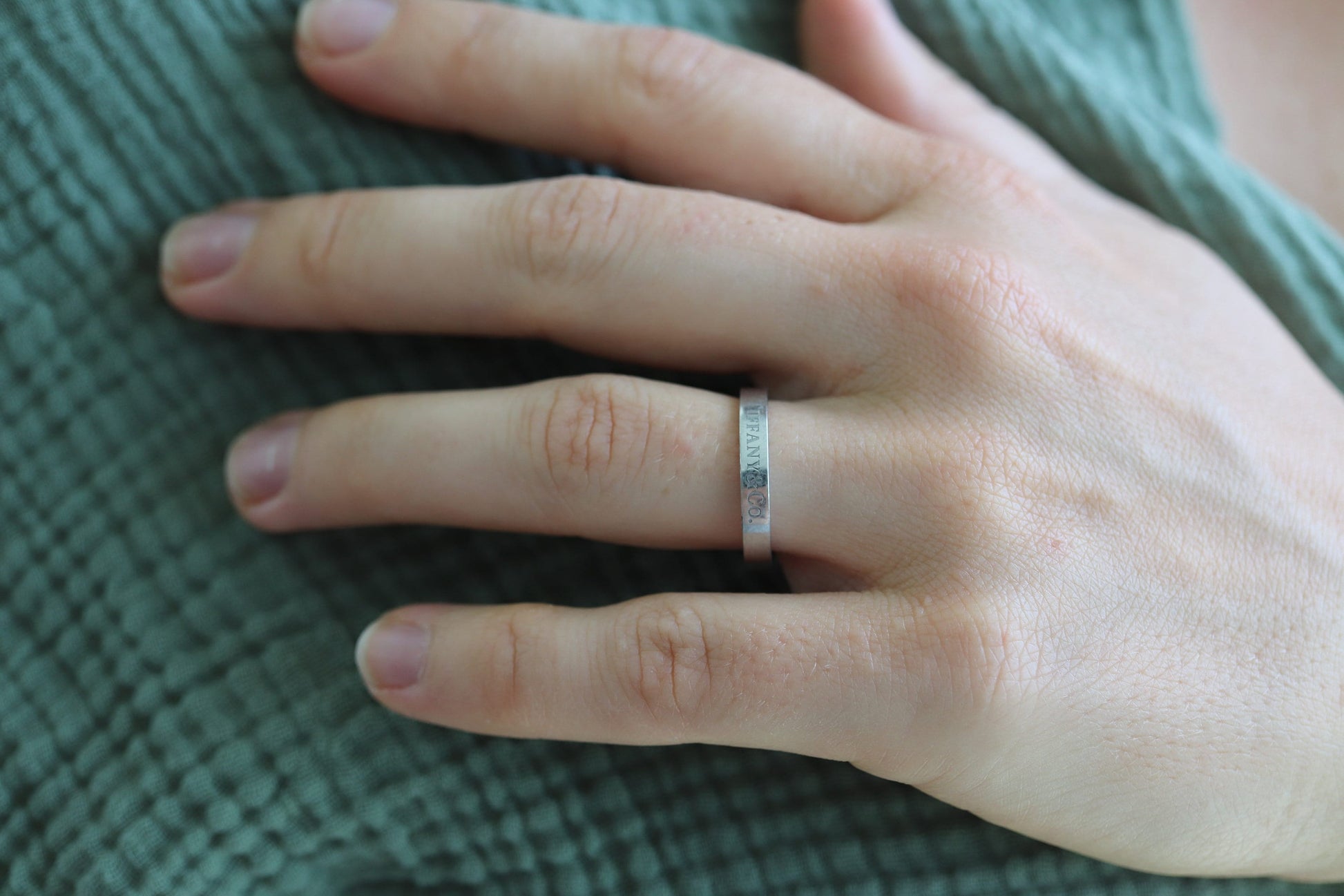 PT950 Tiffany and Co. LOGO band. Platinum Tiffany Company wedding band. Plat Vintage Tiffany & Co band.
