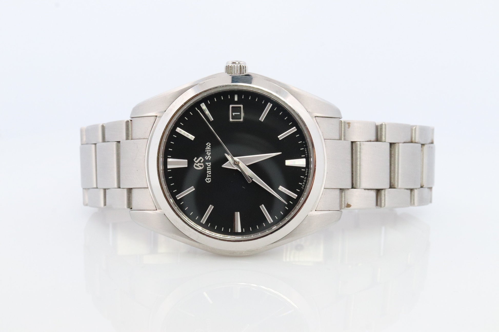 Grand Seiko Watch. GS SEIKO 9F62-0AB0 Vintage 1970s SEIKO Day Calendar. SBGX061