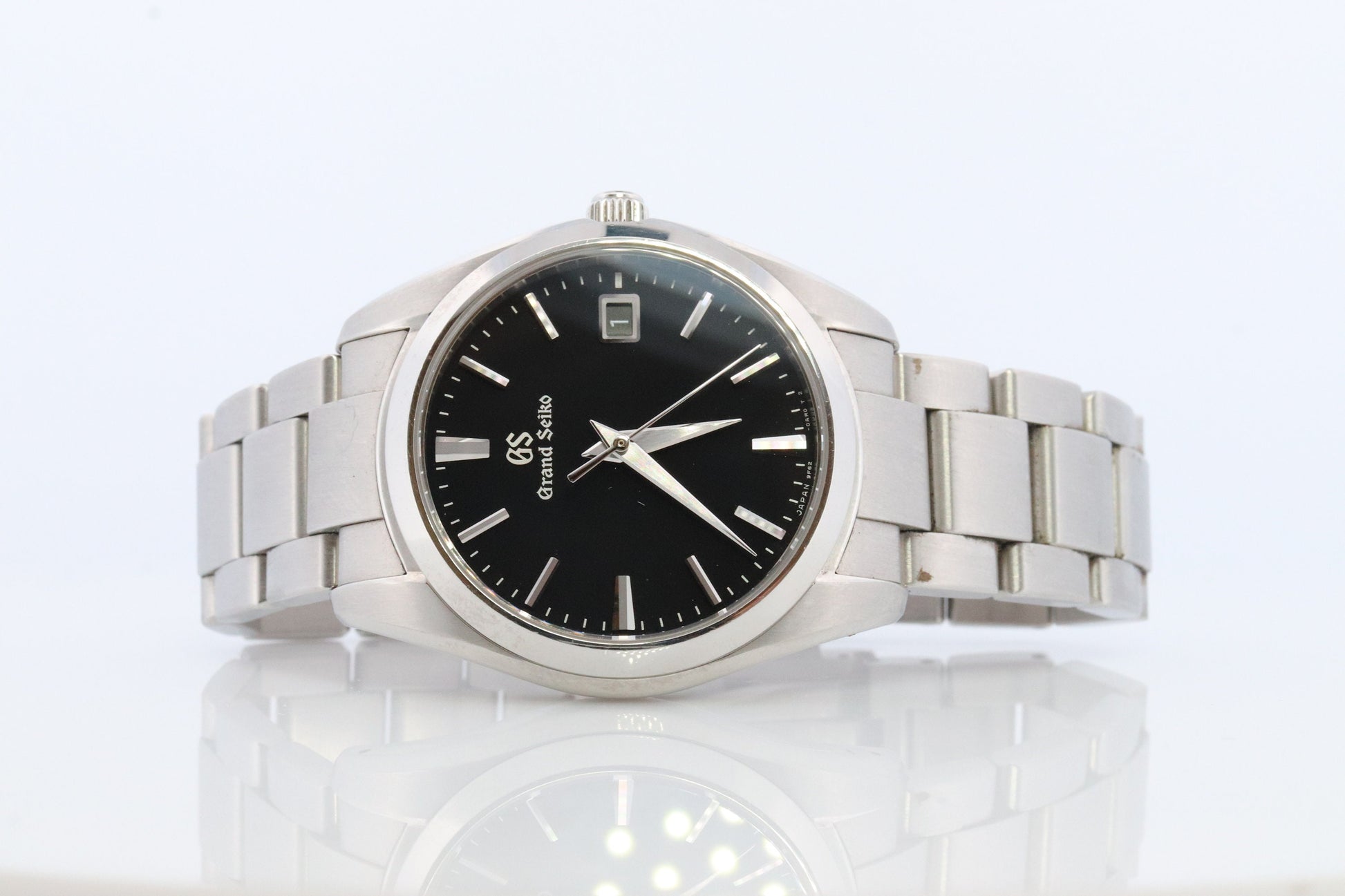Grand Seiko Watch. GS SEIKO 9F62-0AB0 Vintage 1970s SEIKO Day Calendar. SBGX061