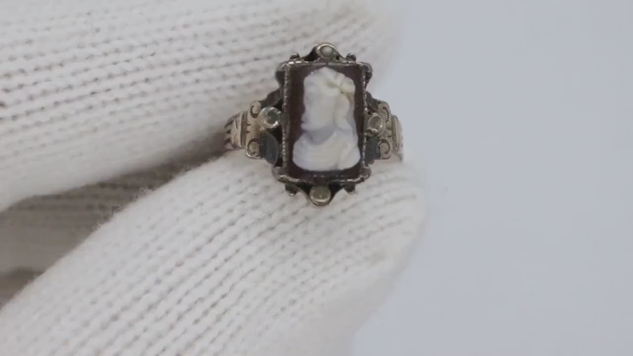 Victorian Cameo carved shell 10k signet ring. Antique 10k Rose gold Signet ring (st57)